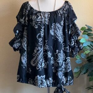 Vince Camuto - Black and White Peasant Blouse, with Blouson Sleeves 3X